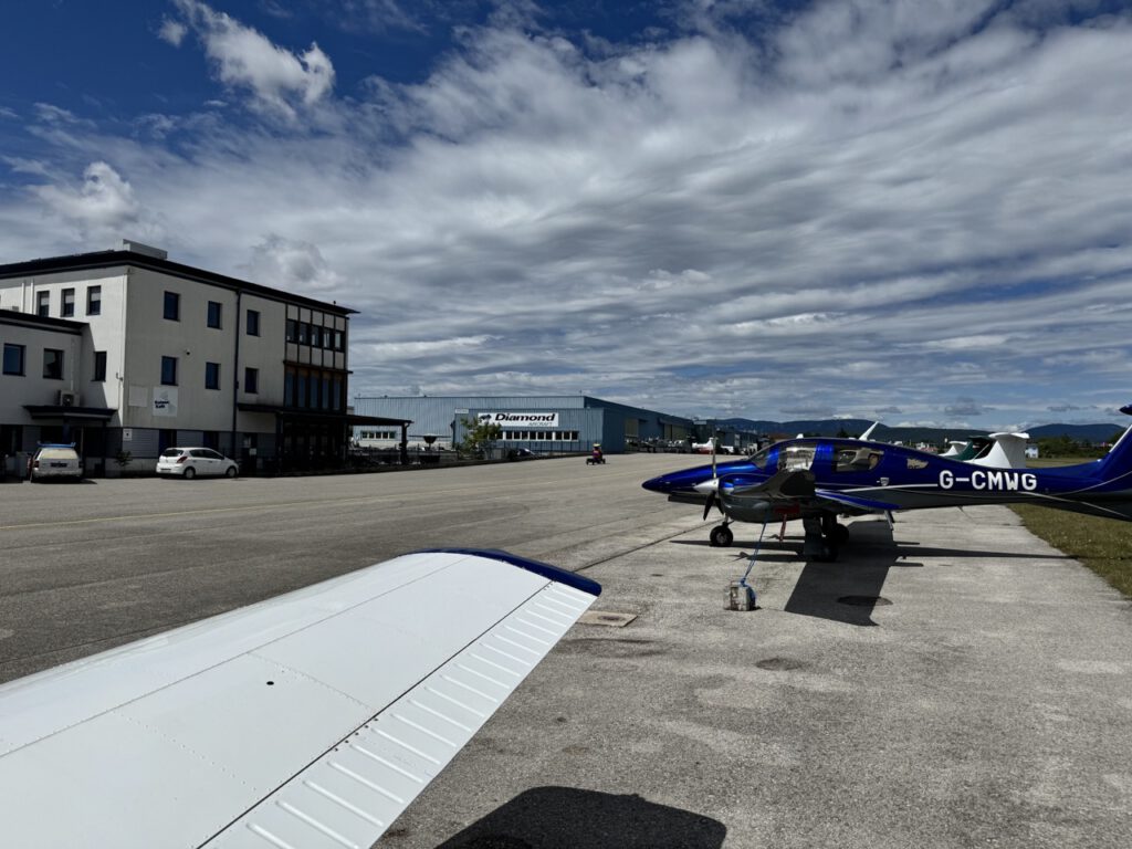 Wiener Neustadt (Ost) – Zu Besuch bei Diamond Aircraft